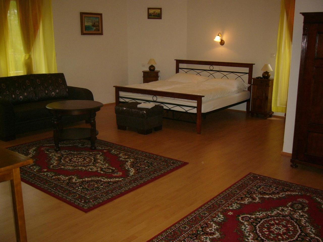 Penzion Da Giacomo Hotel Trencin Room photo